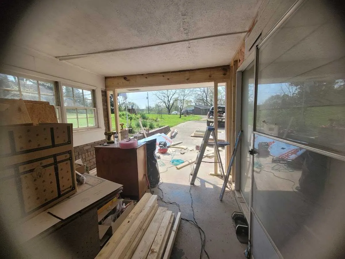 Air movers and dehumidifier for Water Mitigation Services in Arden Hills